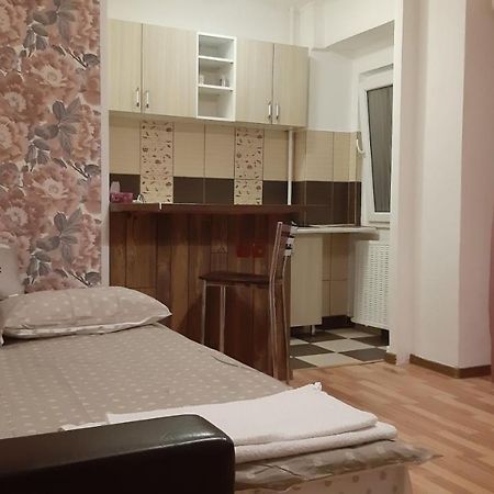 Studio Timpuri Noi 50 부쿠레슈티 외부 사진