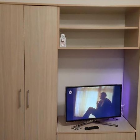 Studio Timpuri Noi 50 부쿠레슈티 외부 사진